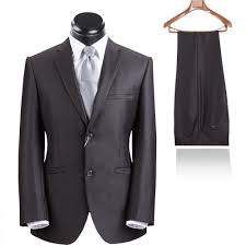 Dry Cleaning for Suits/Dresses